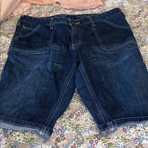Size 10 Carhartt knee shorts